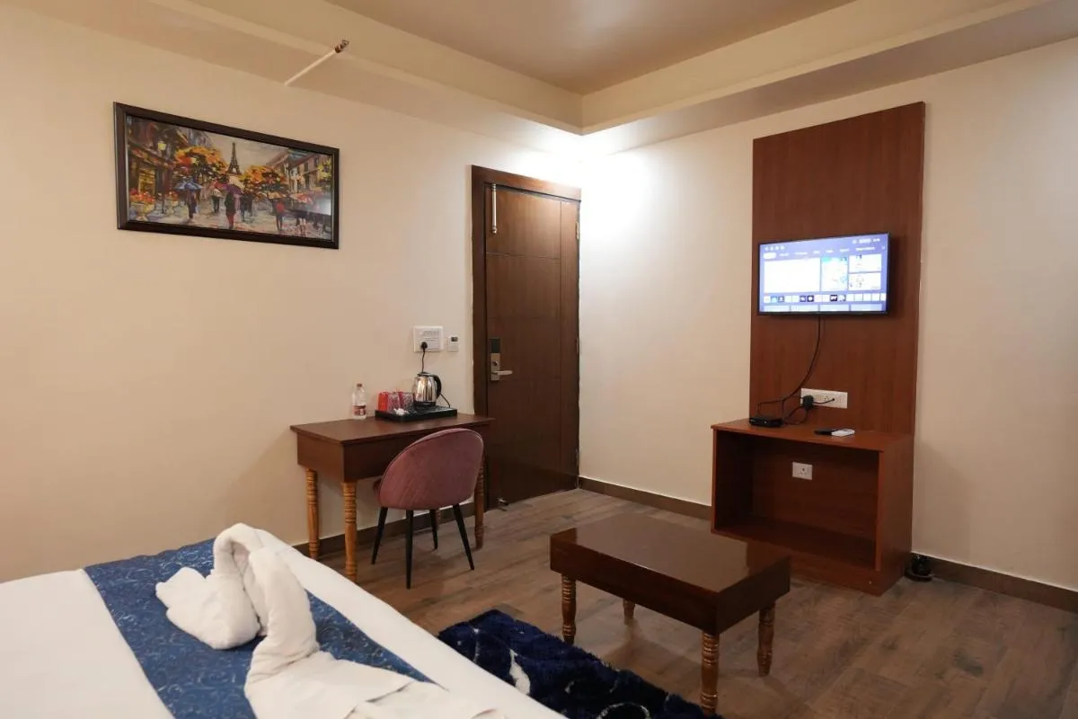 Image 4 of Sarla Hotel Inn