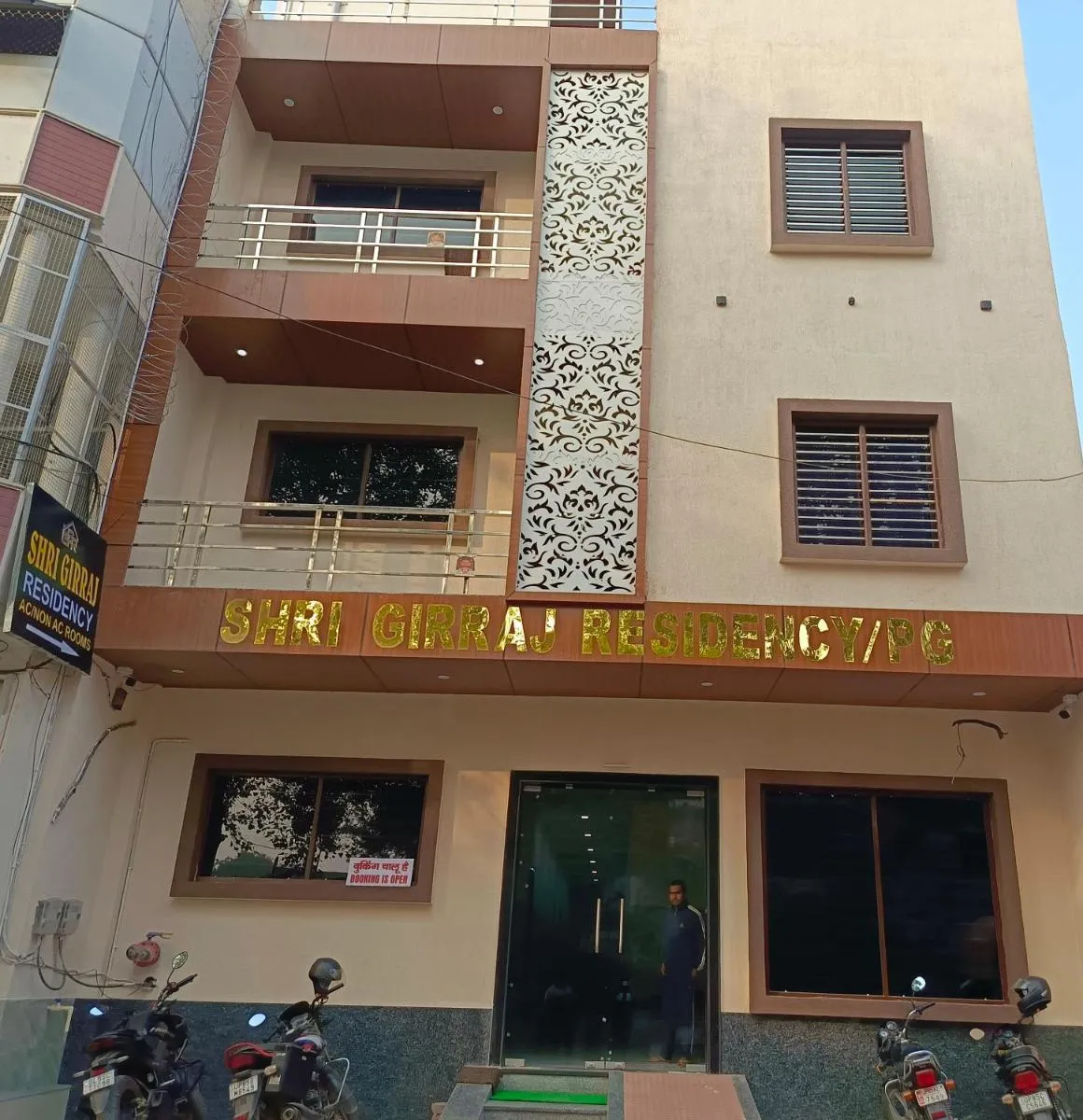 Image 3 of Shri Girraj Residency