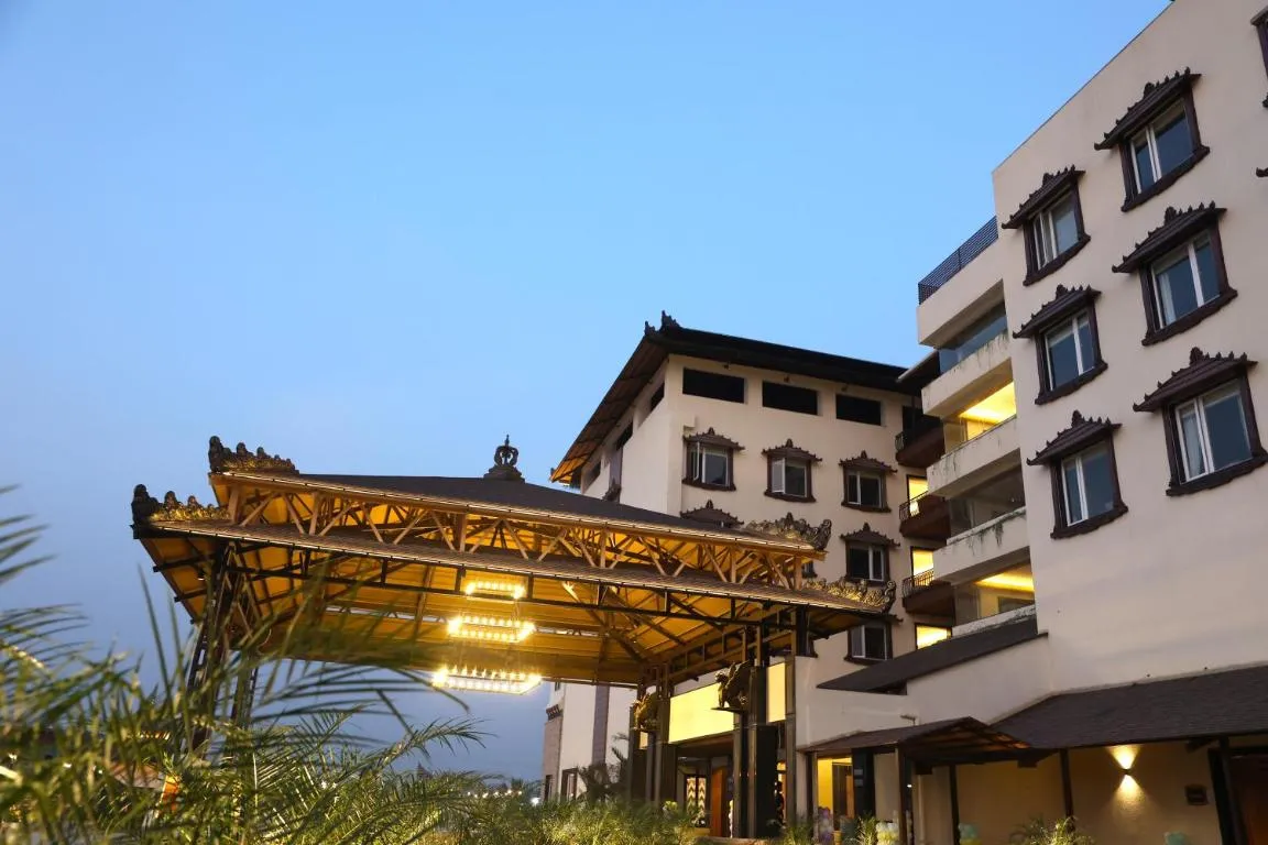 Image of Shyama Sarovar Portico