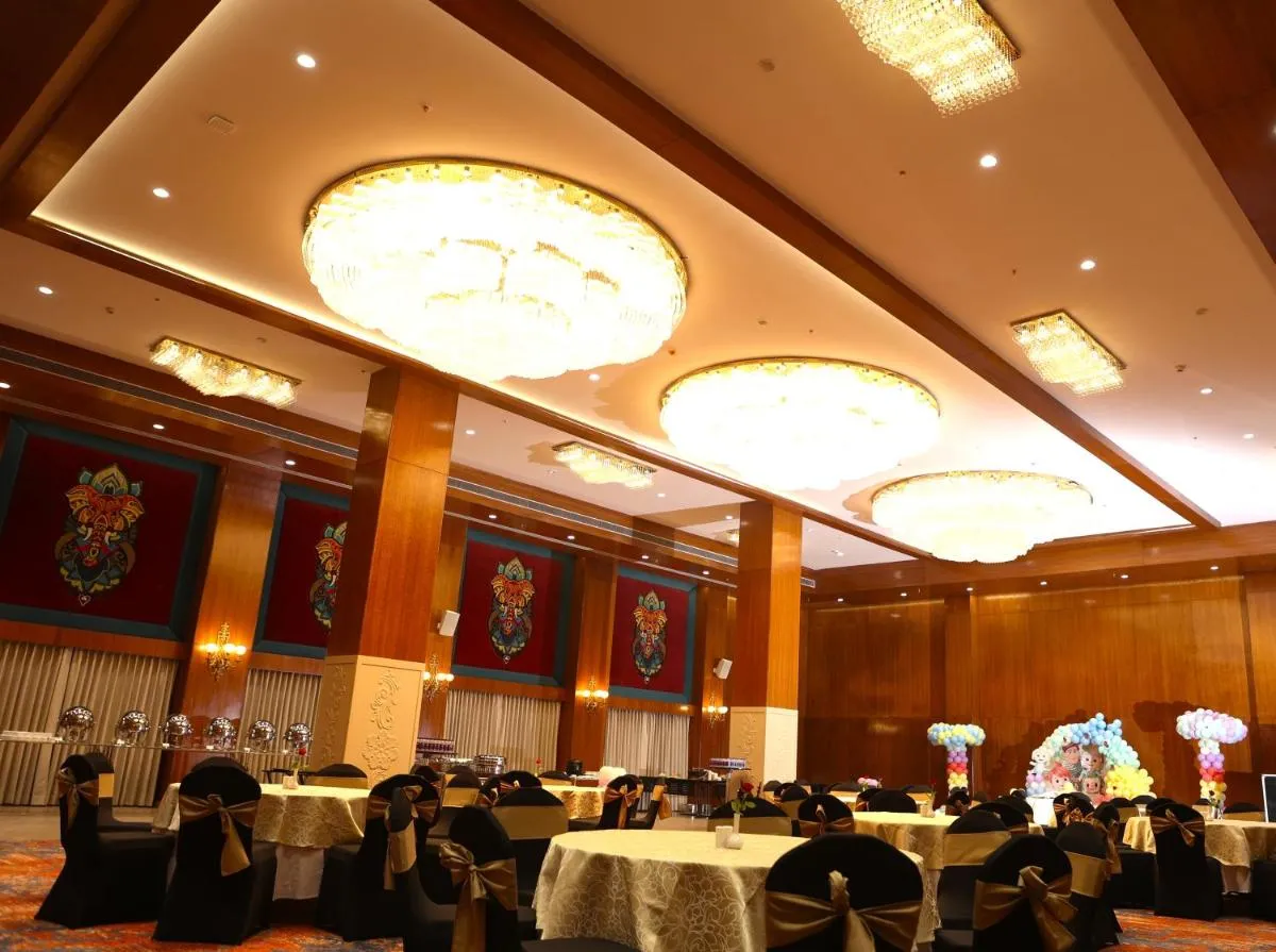 Image 4 of Shyama Sarovar Portico
