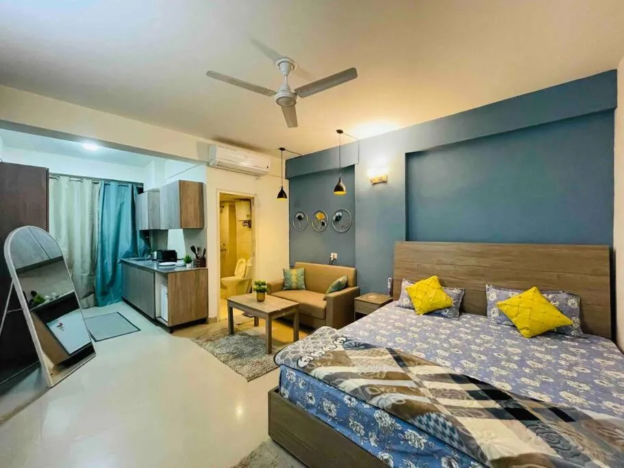 Image 5 of Studio in Ghaziabad