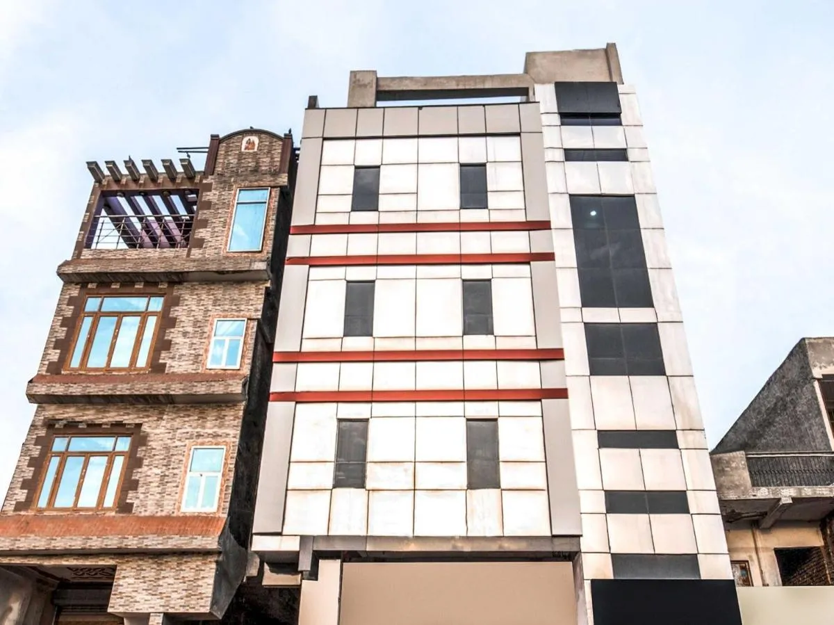 Image 4 of Super Collection O Sector 110 Noida