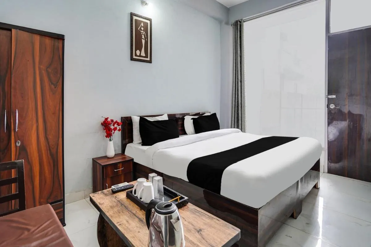 Image 2 of Super Collection O Sector 122 Noida formerly Mount Olympus