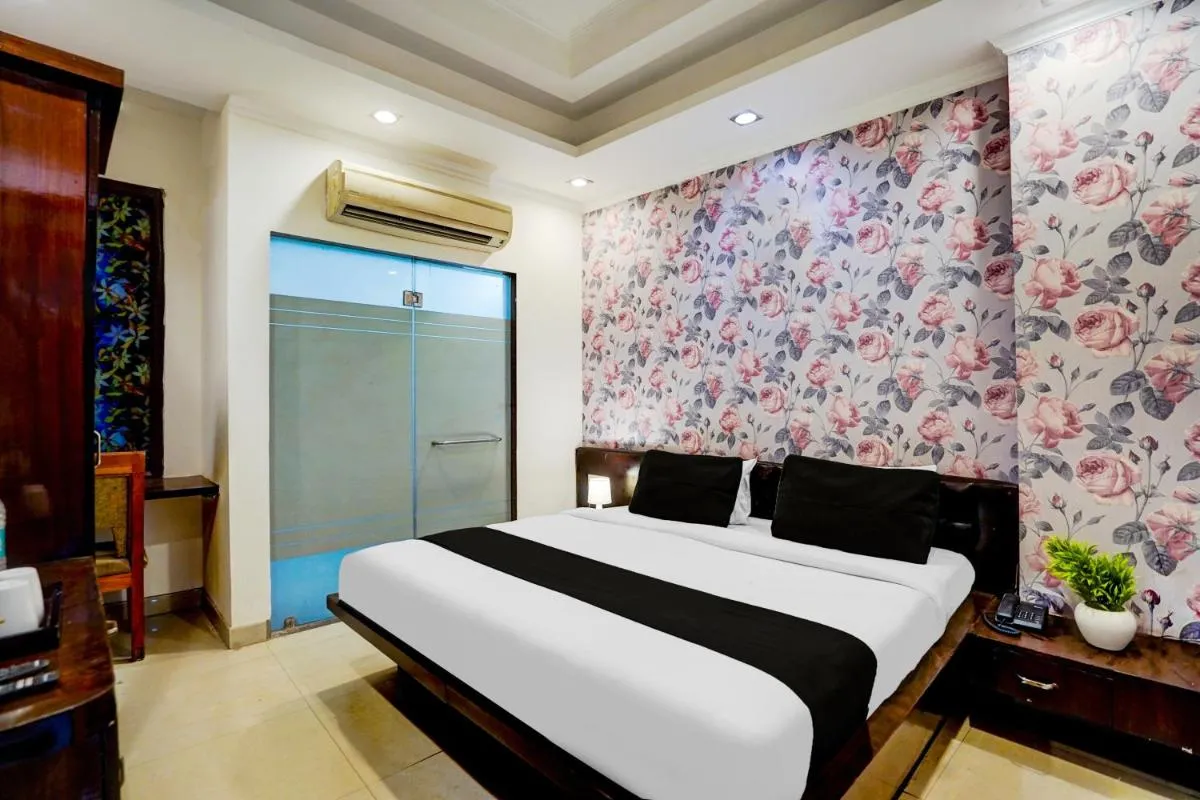Image 1 of Super Collection O Sector 5 Ghaziabad formerly Crown Palace