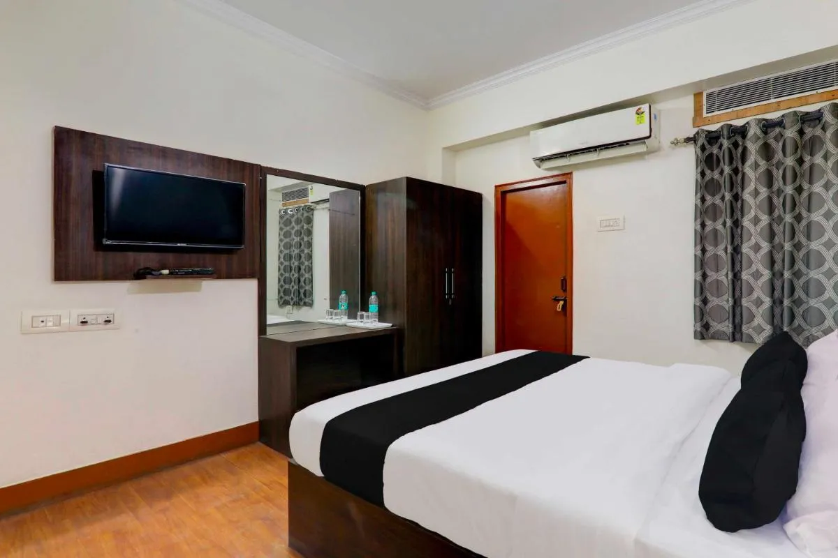 Image 2 of Super Hotel O Alambagh Near Bus Stand formerly B.M. Palace