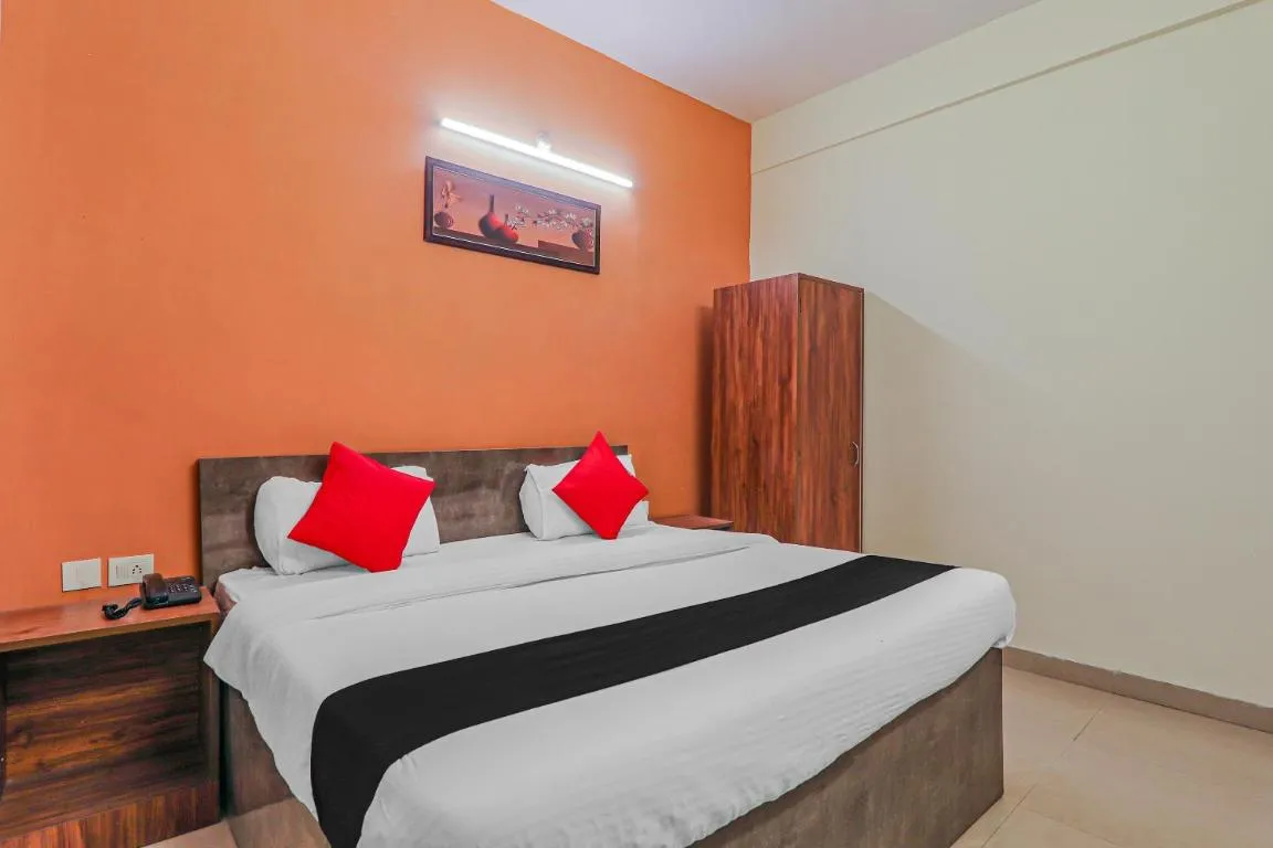 Image of Super Hotel O Gomti Nagar Near Malhaur Railway Station