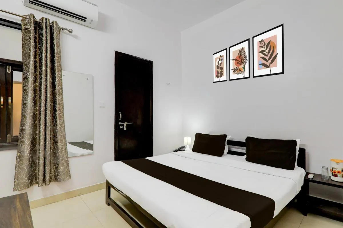 Image 1 of Super Hotel O Indira Nagar formerly Hotel Parijat