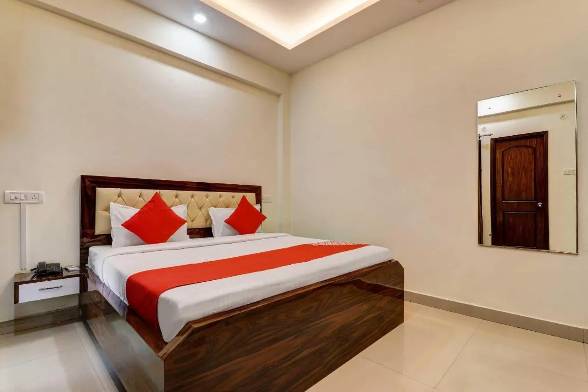 Image 1 of Super Hotel O SGPGI formerly Natraj Inn