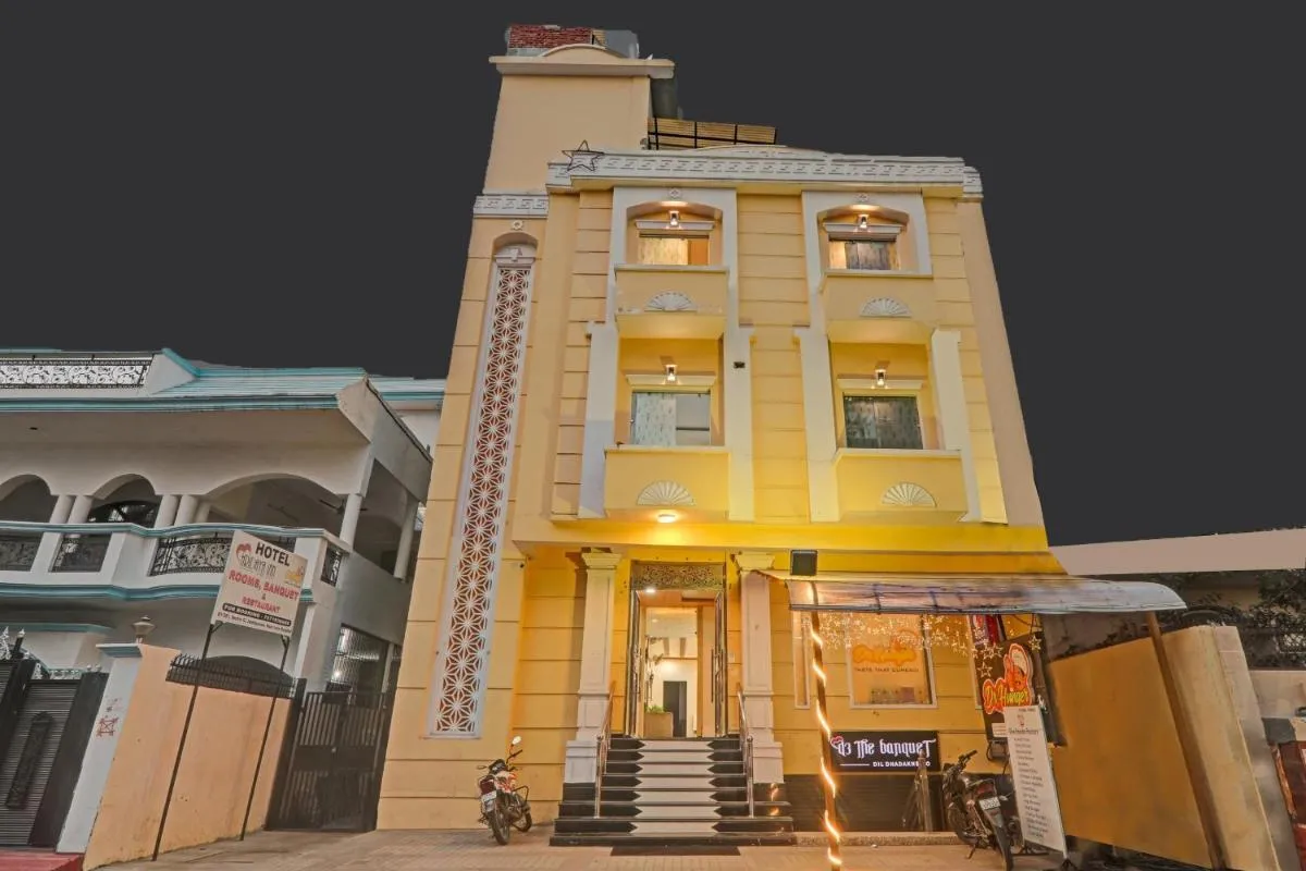 Image 1 of Super Townhouse 565 Hotel Hridaya Inn