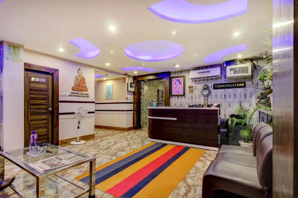 Image 1 of Super Townhouse OAK Hind Palace Near Gomti Riverfront Park