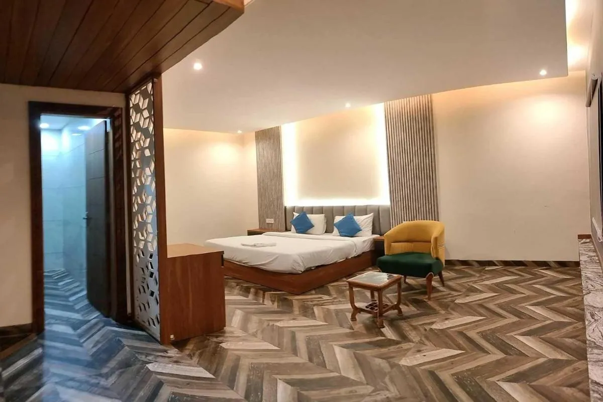 Image 1 of Super Townhouse Oak Sector 116 Noida