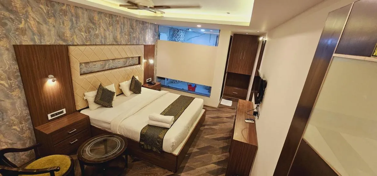 Image 1 of THE TRIUMPH HOTEL