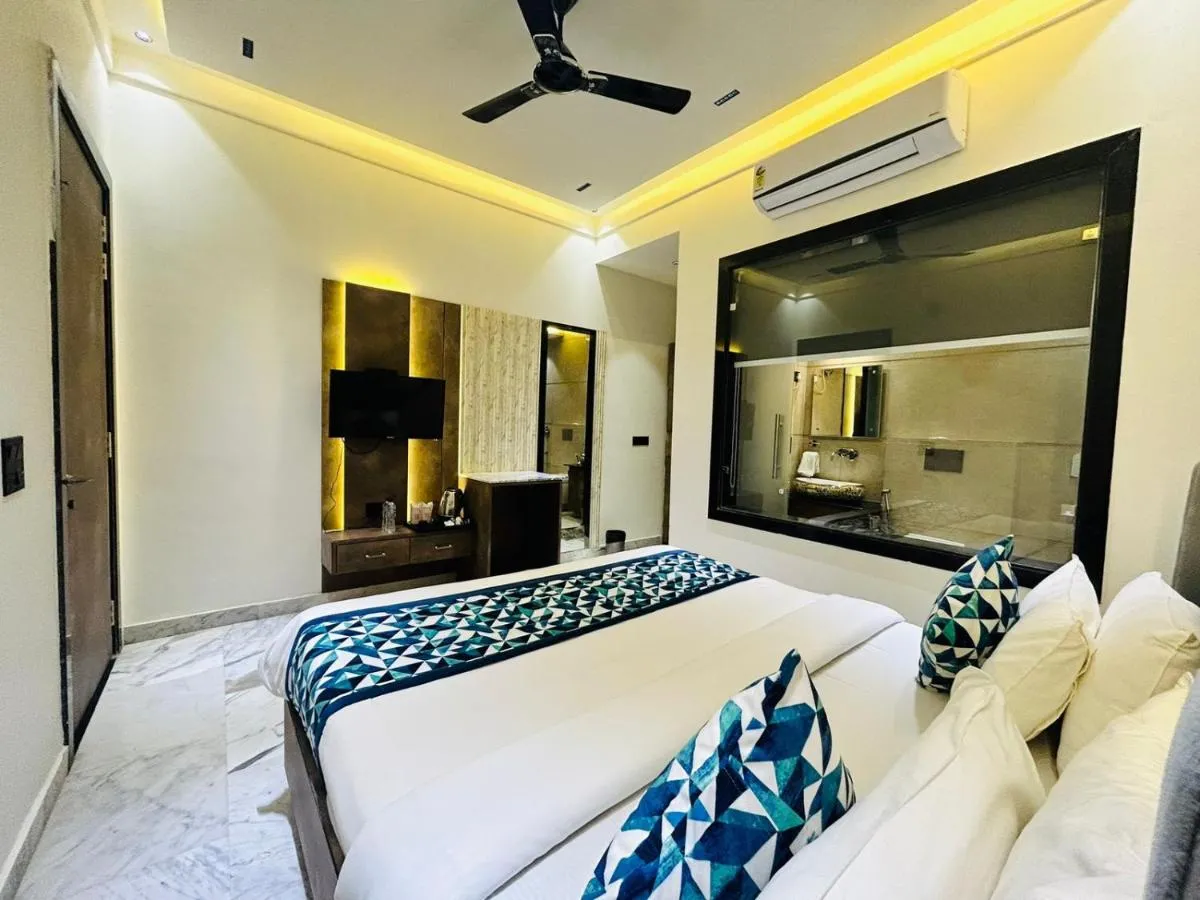 Image 5 of Taj Ronak Luxury Hotels