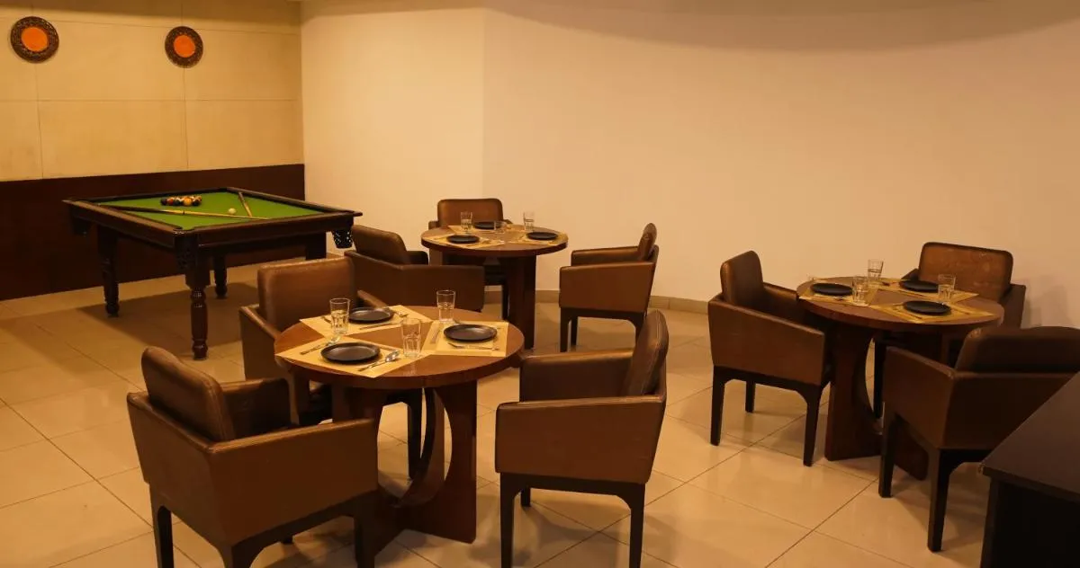 Image 4 of The Embassyy Inn
