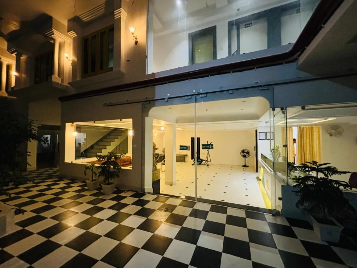 Image 6 of The Lavish Stay