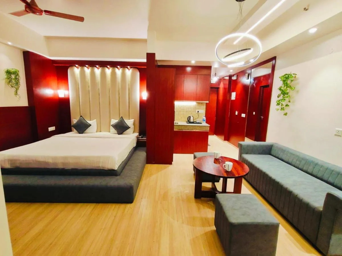 Image 6 of The Pearl – Couple Friendly