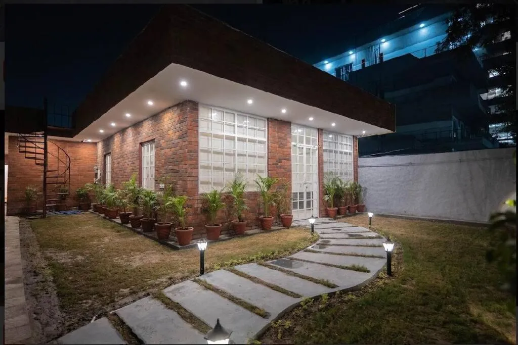 Image 5 of The carmine house lux Villa in noida sector 132