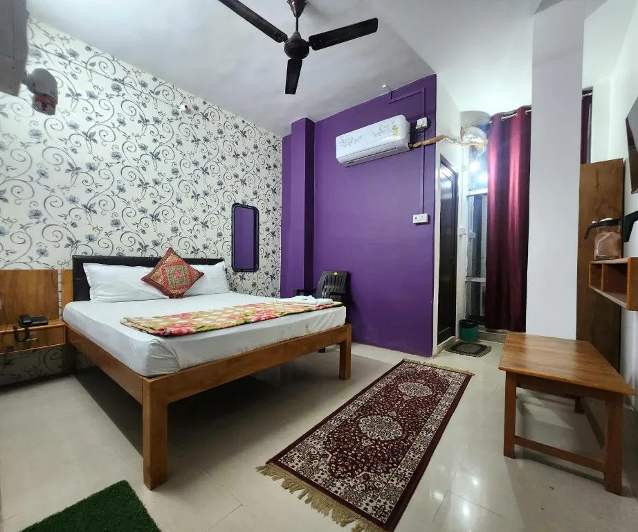 Image of The kashi palace inn ,Varanasi ! fully-Air-Conditioned hotel at prime location with Parking availability, near Kashi Vishwanath Temple, and Ganga ghat