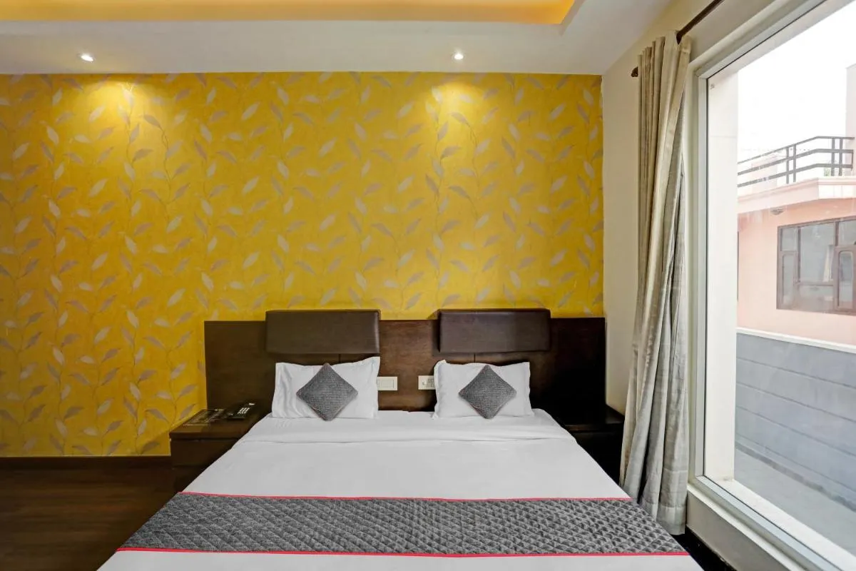 Image 5 of Townhouse 1200 Luxury Suites Inn