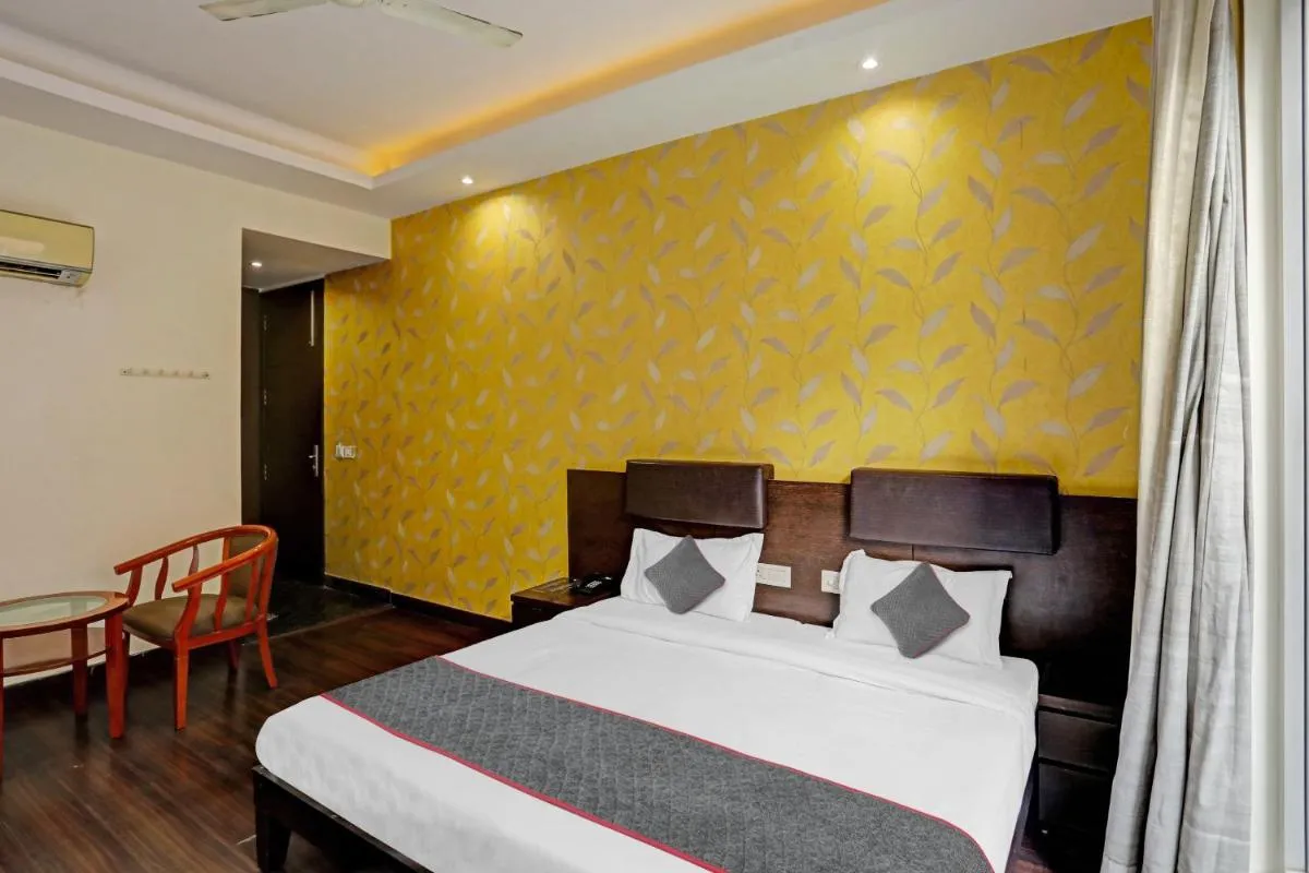 Image 3 of Townhouse 1200 Luxury Suites Inn