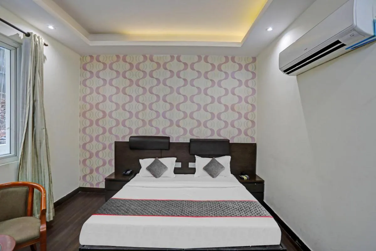 Image 6 of Townhouse 1200 Luxury Suites Inn