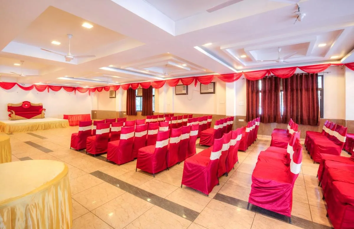 Image 3 of Treebo Shivam Inn Near Singapore Mall