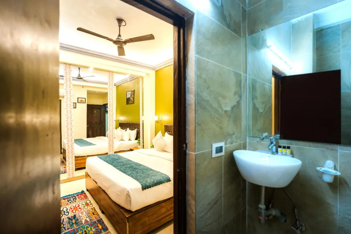 Image 2 of Tripli Hotels Silver Shine
