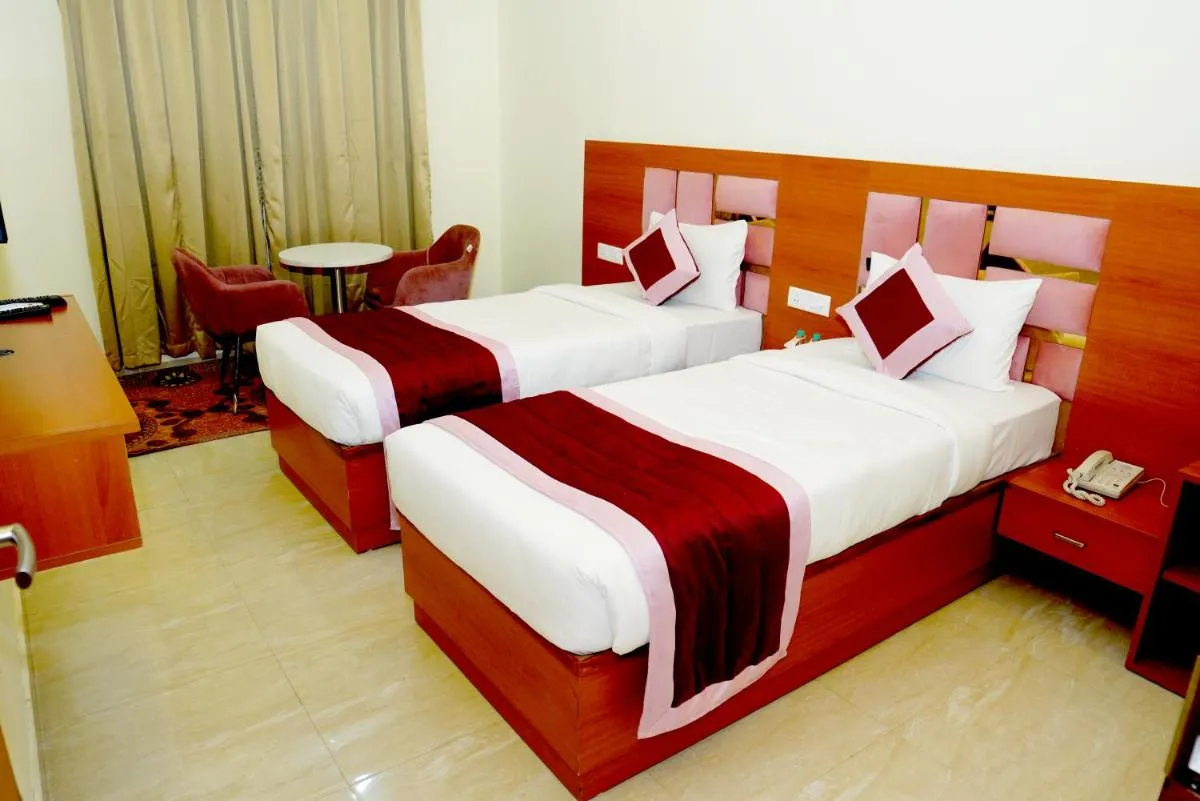 Image 5 of Twin Towers Inn