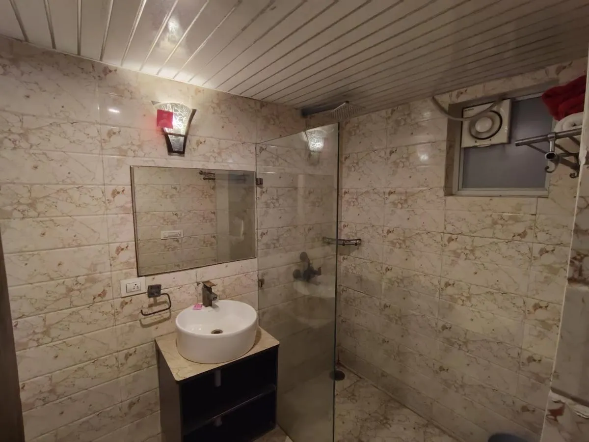 Image 2 of Vrindavan dreams hotel and suites