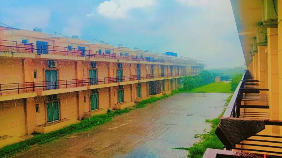 Image 4 of Vrindavan serenity hotel & suites